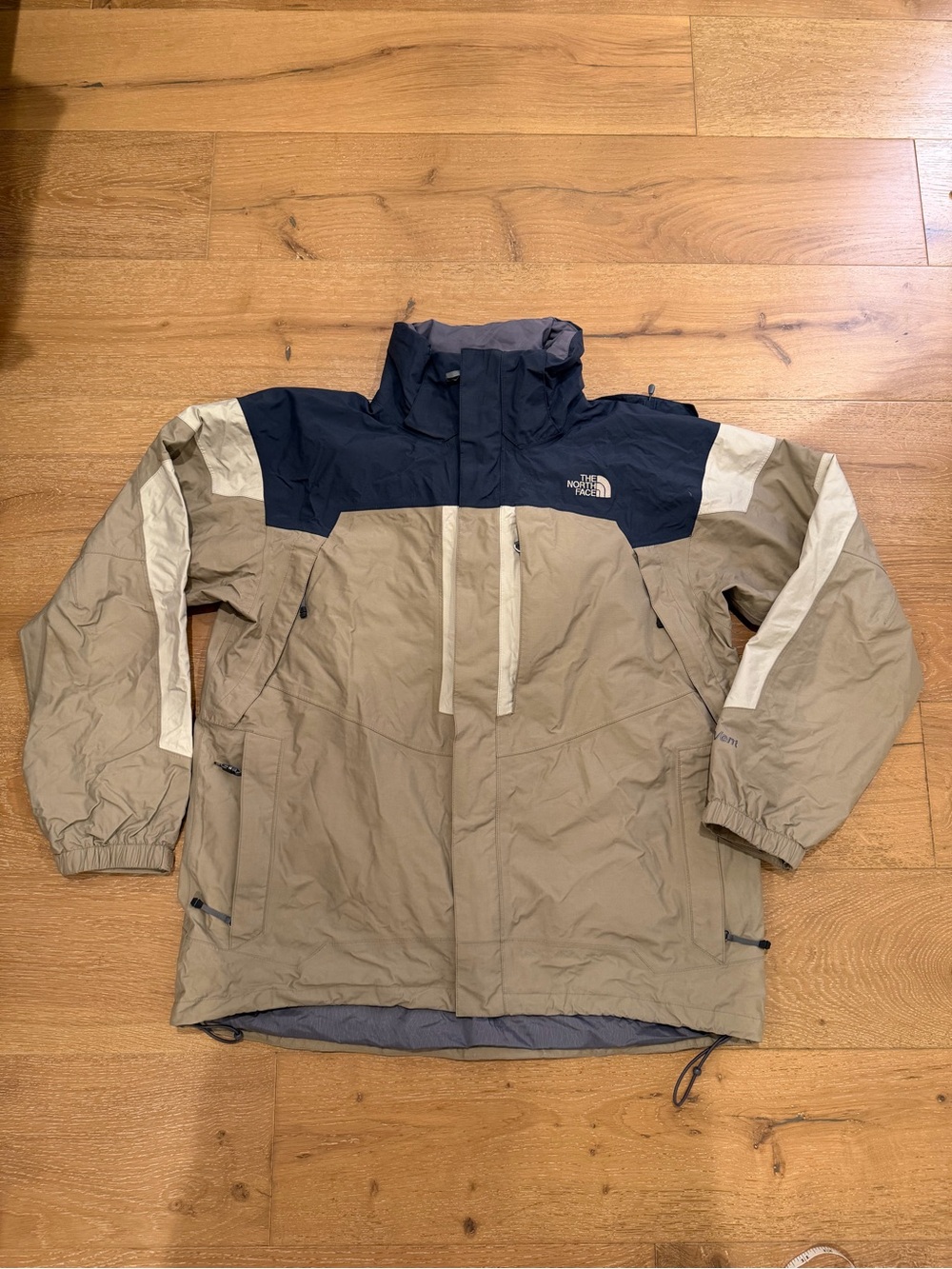 The North Face Men's Colorblock Performance Jacket - size Large